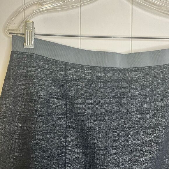 Ann Taylor Loft Women’s Small Grey A Line Mini Skirt Slit Back Zipper - Picture 2 of 10